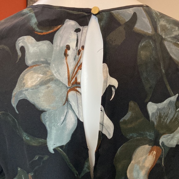 💙Club Monaco Floral Print Mini Dress - Picture 8 of 12